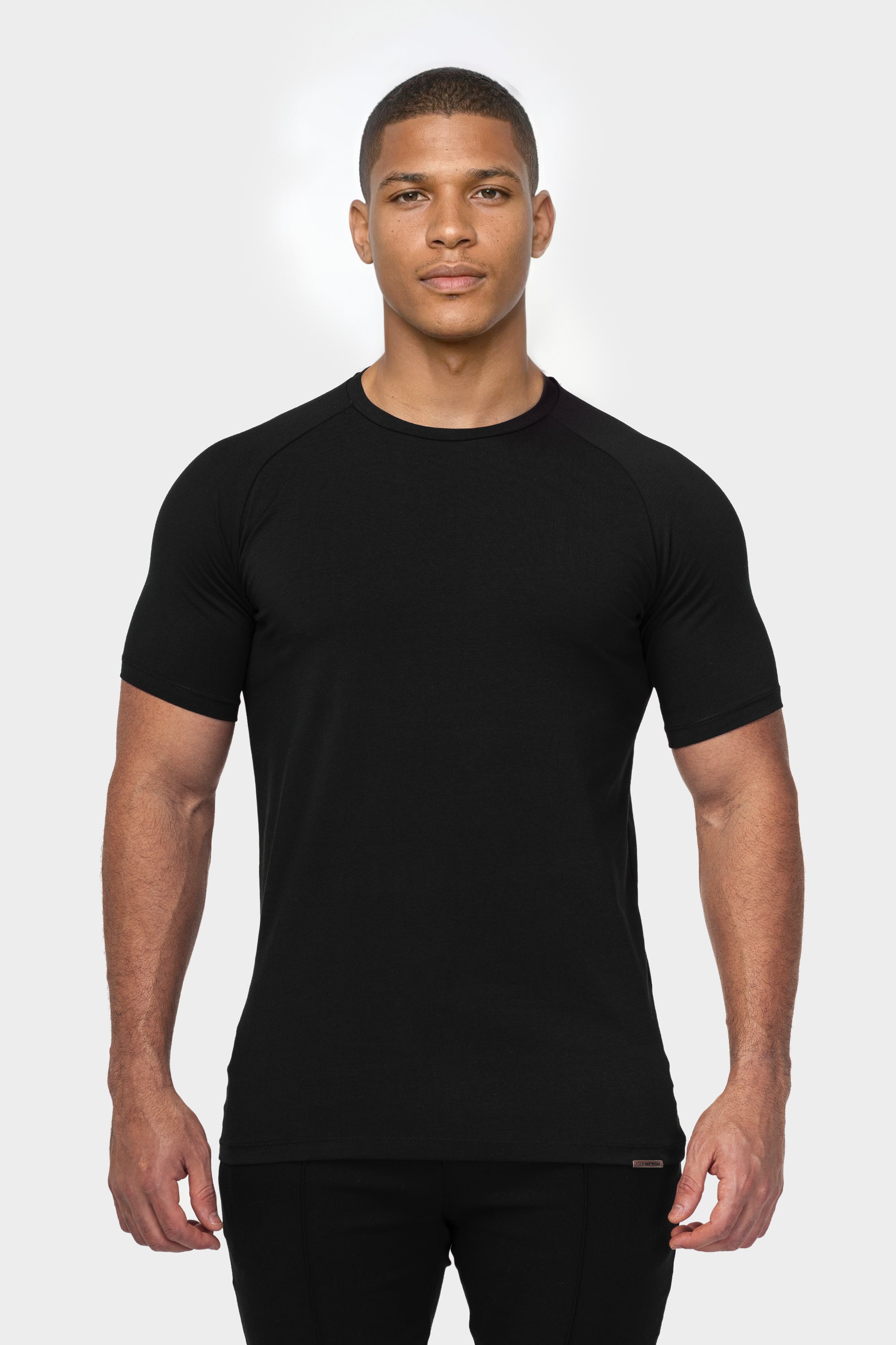 THE MUSCLE BASIC T-SHIRT