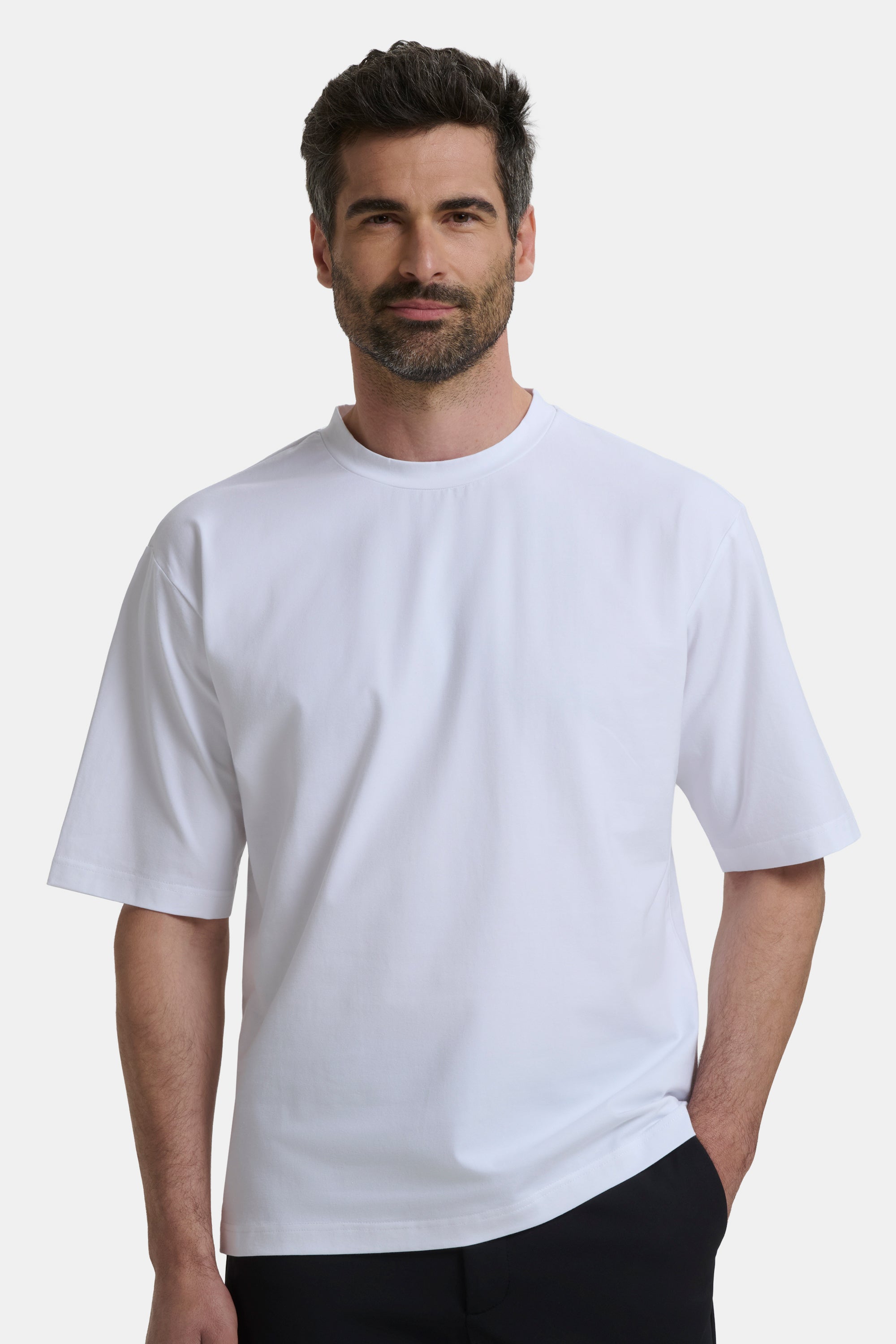 #Color_White