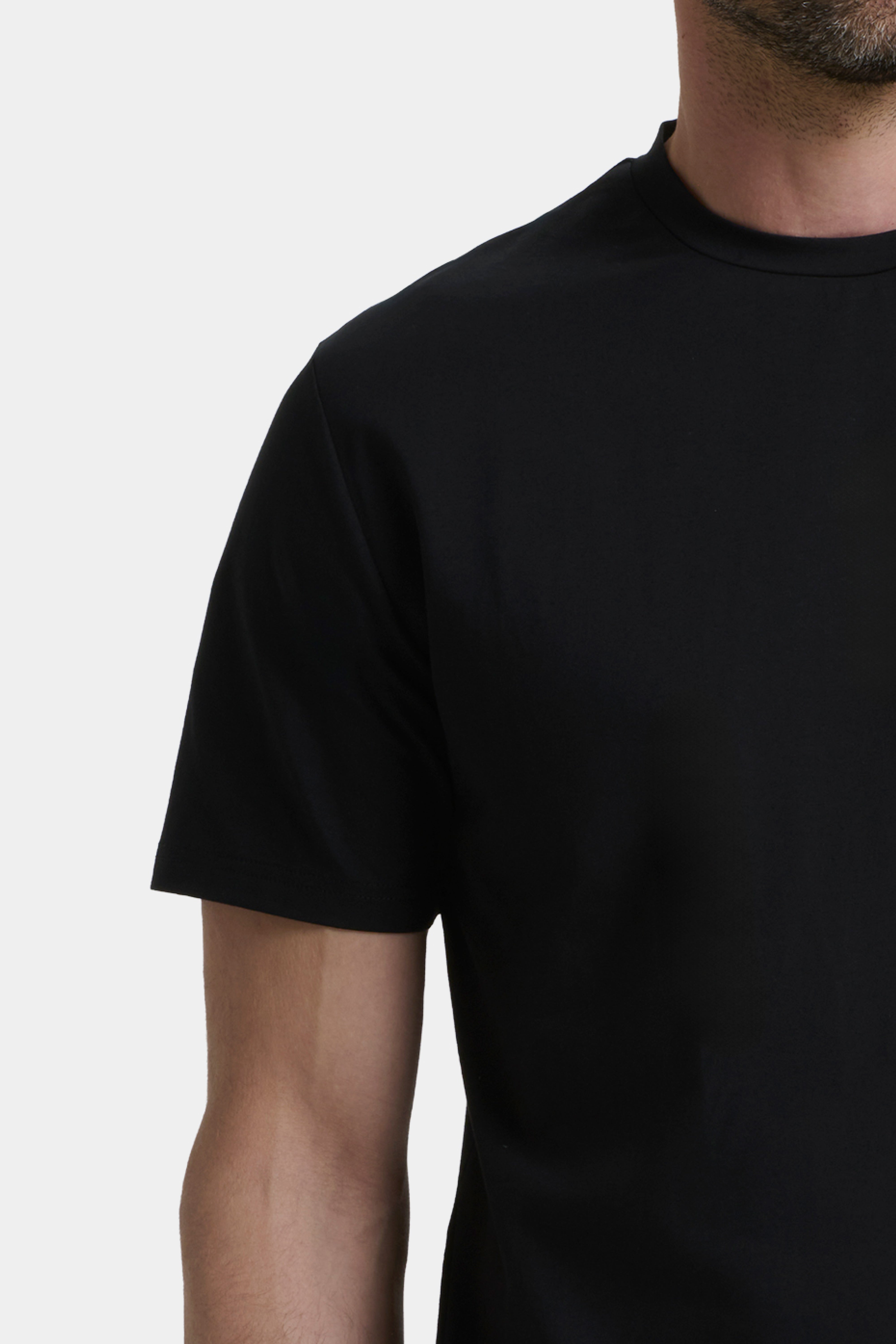 #Color_Black