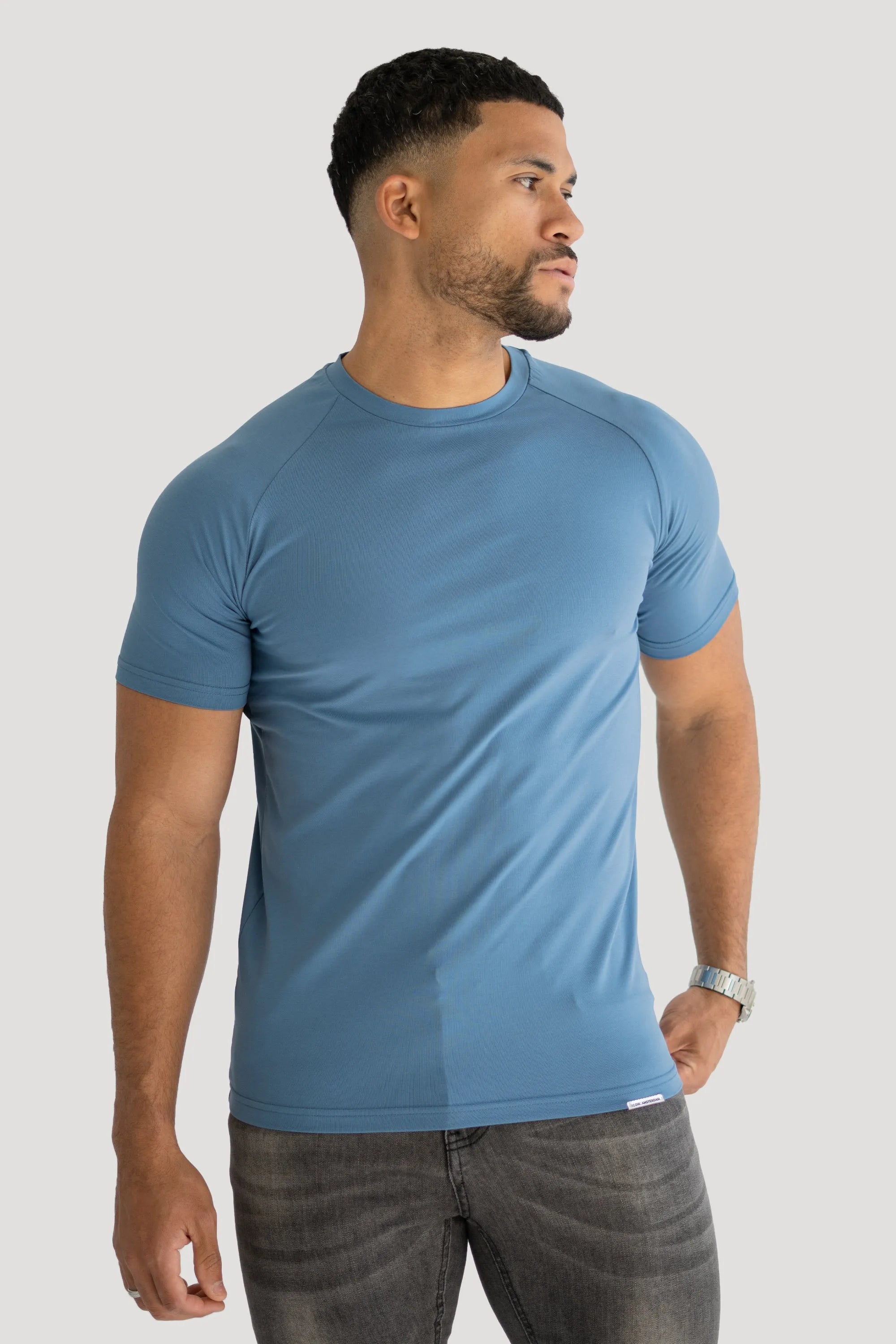 THE MUSCLE BASIC T-SHIRT - CORONET BLUE - ICON. AMSTERDAM