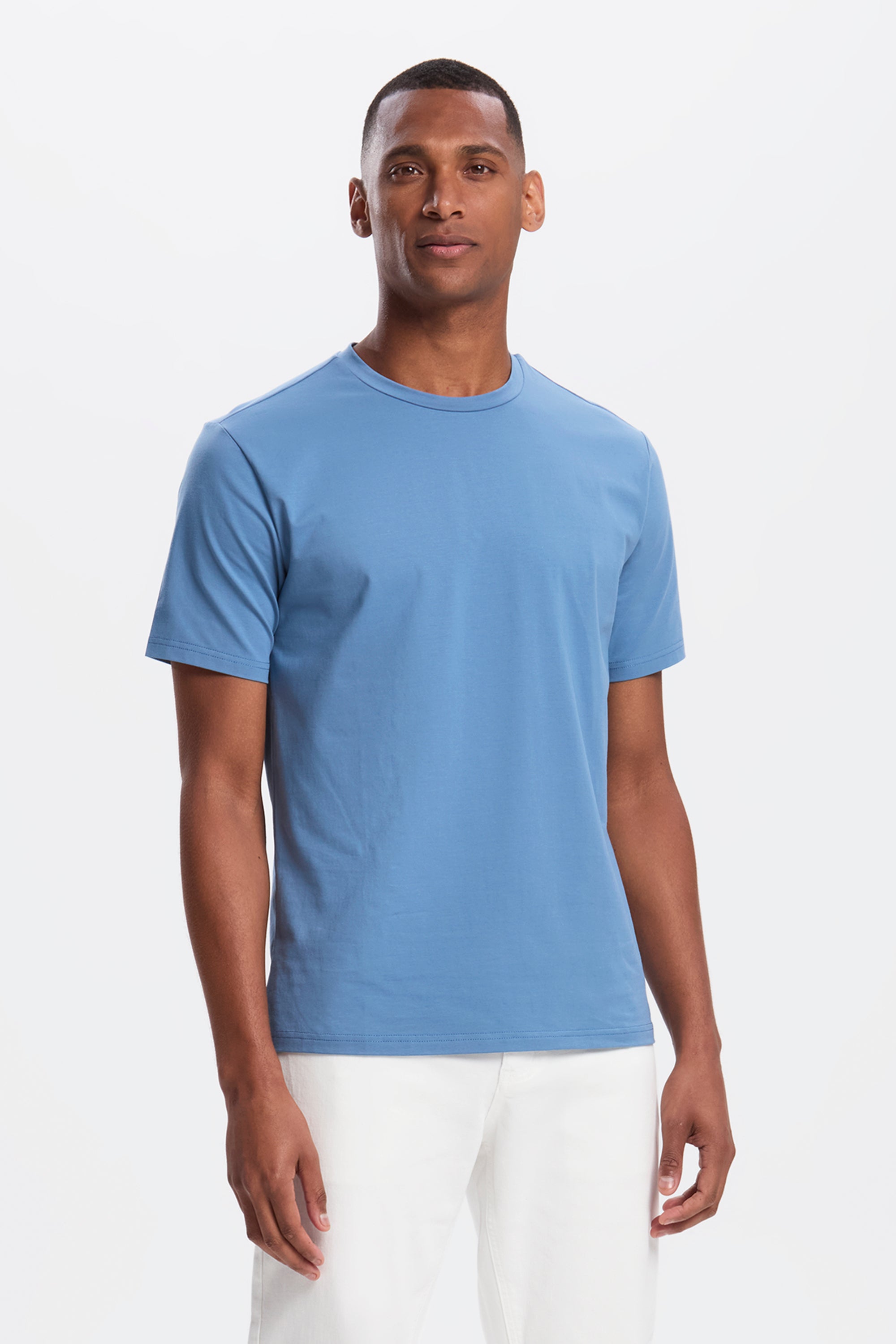 THE ESSENTIAL T-SHIRT