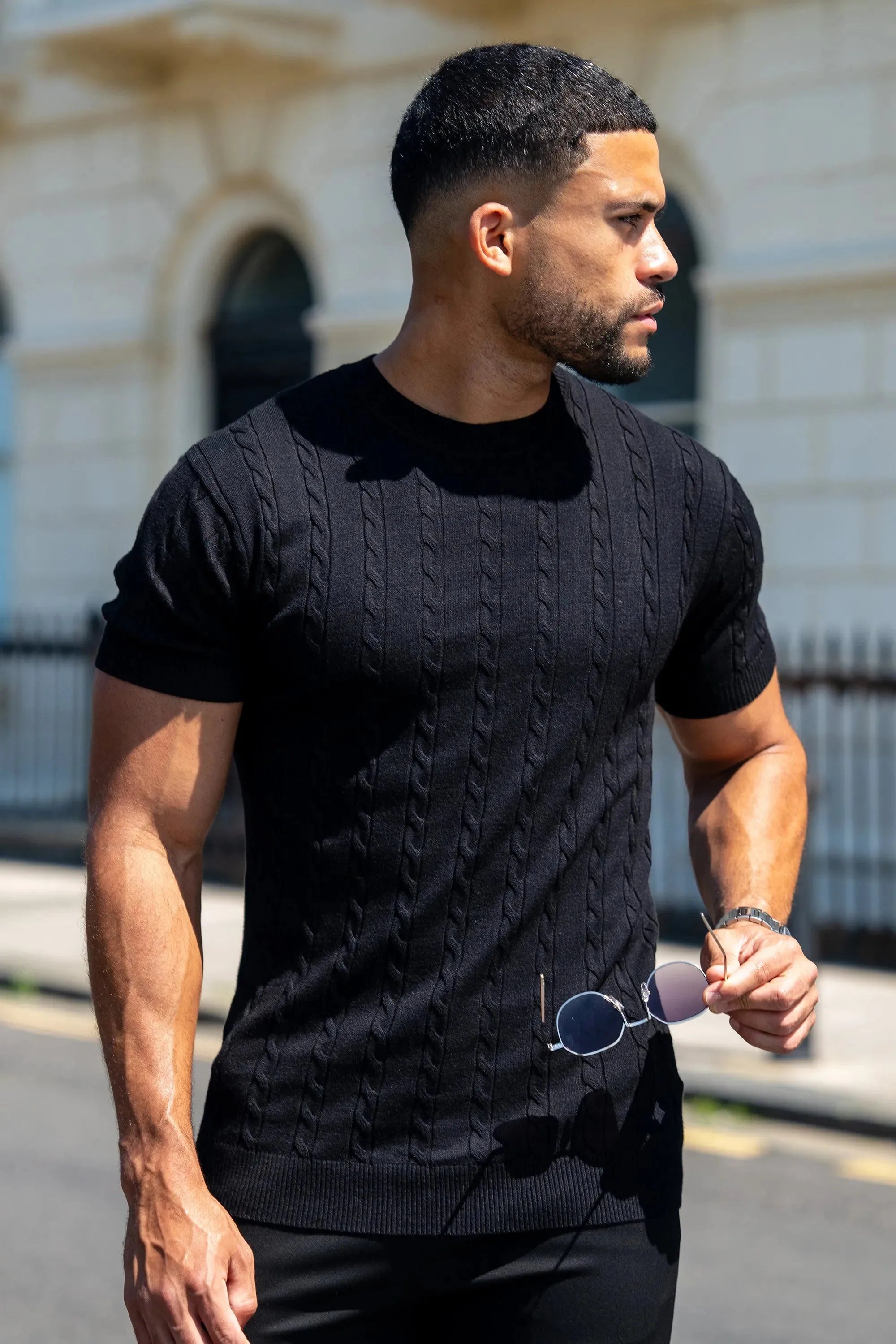 THE CABLE SHORT SLEEVE T-SHIRT - BLACK - ICON. AMSTERDAM