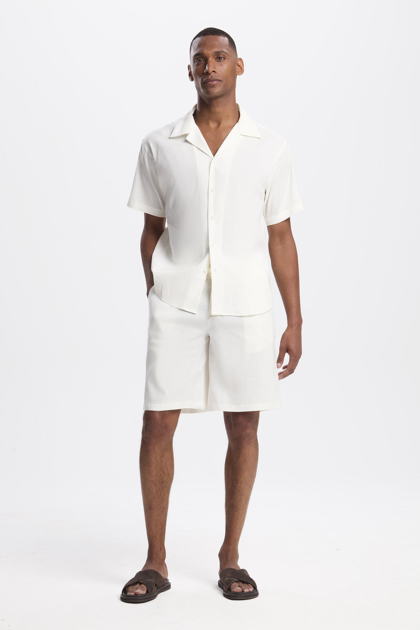THE LINEN SHORT SET